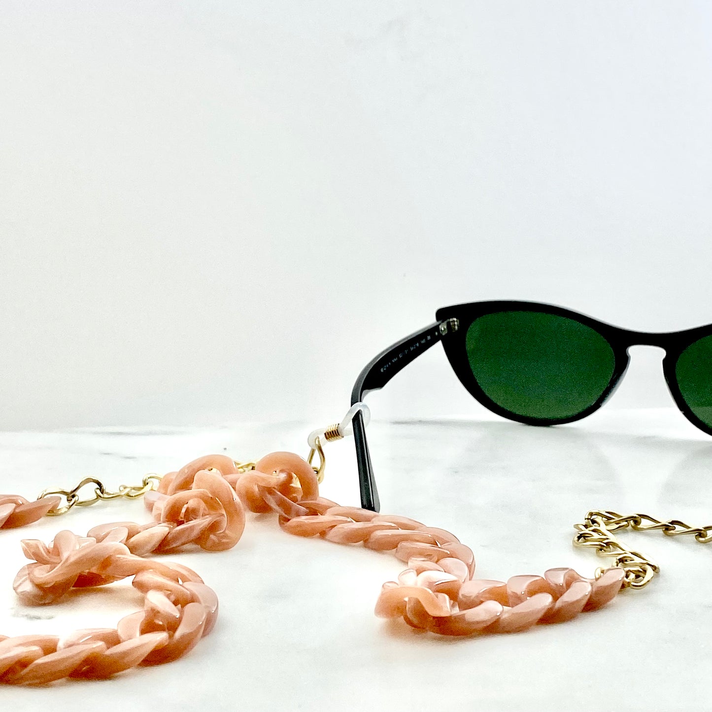 pinky promise glasses chain