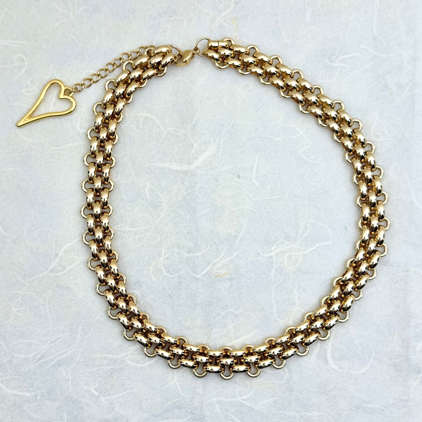 Χρυσό κολιέ από ατσάλι με statement αλυσίδα