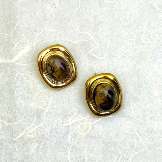 Επιχρυσωμένα καρφωτά σκουλαρίκια με φυσική πέτρα μάτι τίγρης