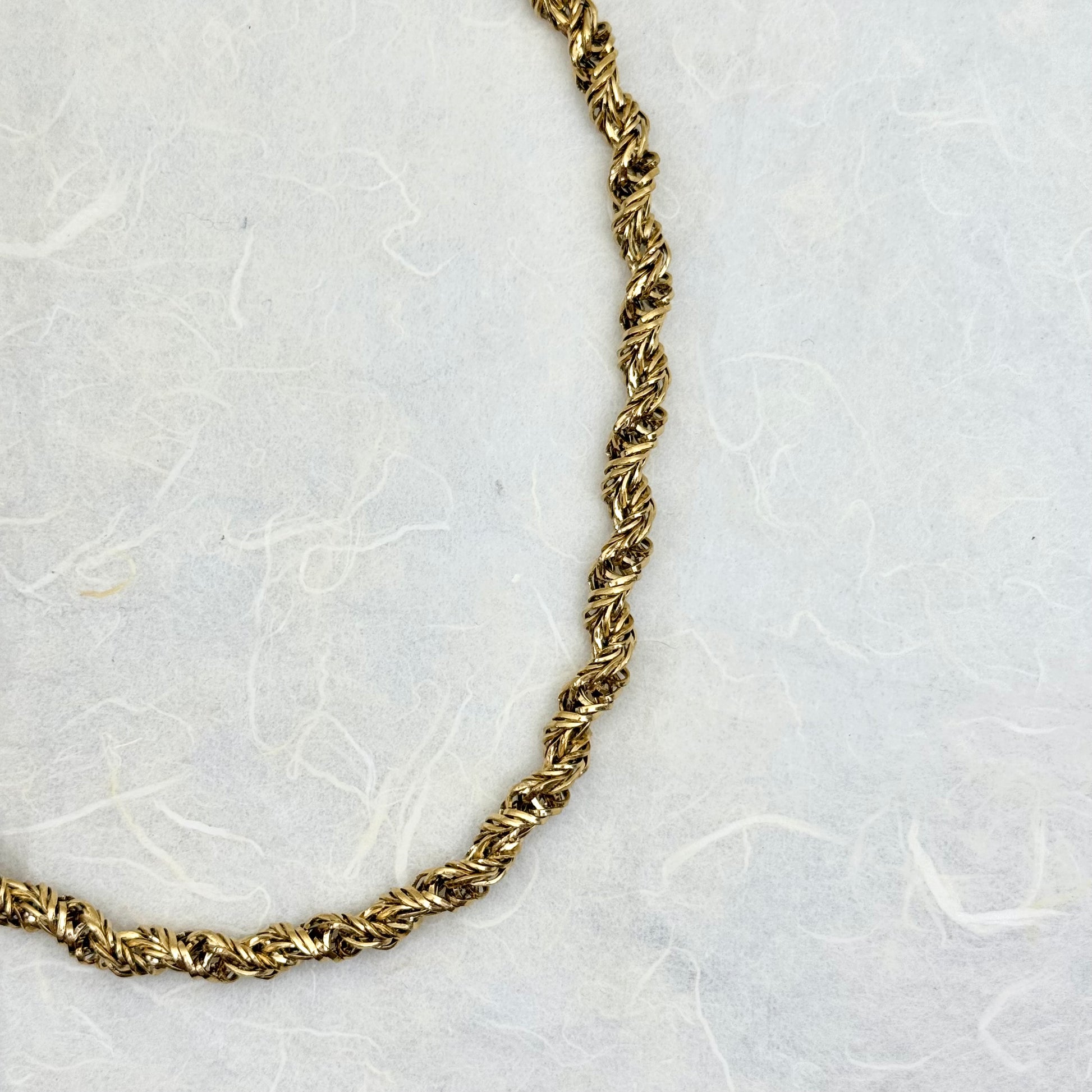 Στριφτή αλυσίδα κολιέ Fall Twist Necklace σε χρυσό
